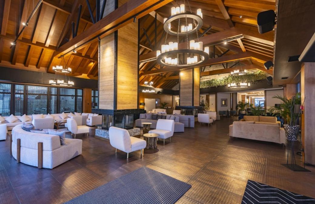 Ambassadori Goderdzi Hotel Kültér fotó